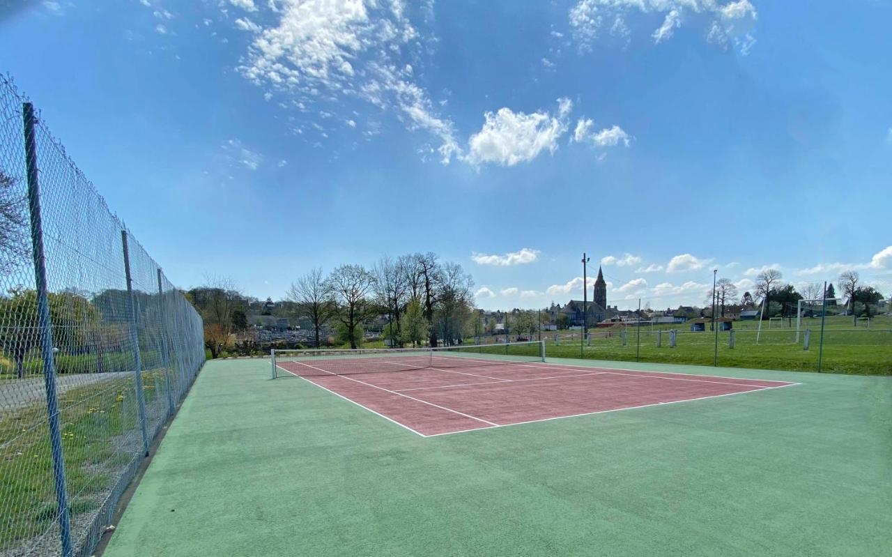 Gite De La Poste Saint-Fraimbault-sur-Pisse Exterior foto